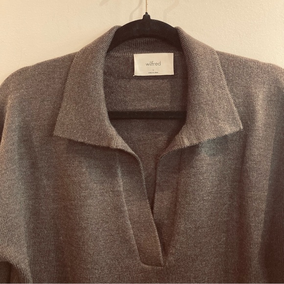 WILFRED Sz S Clara 100% Merino Wool Oversized Soft Long Sleeve Sweater Aritzia - Picture 5 of 12